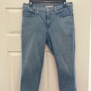 Levis Womens 311 Shaping Skinny Capri (Size 31)